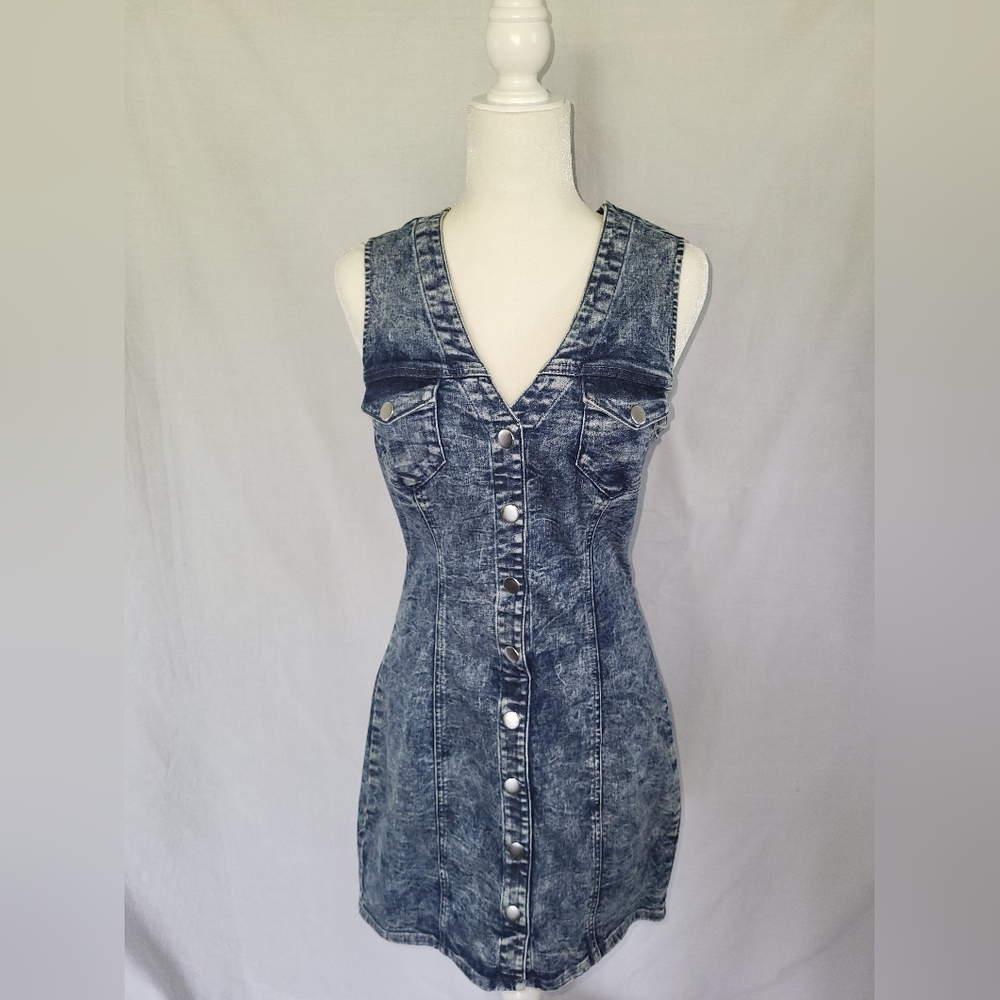 G by Guess - Blue Denim Button up Sleeveless Dress - (L) - Picture 1 of 4